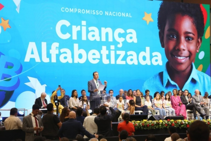 Prefeita Betinha comemora Selo Nacional- Categoria Ouro